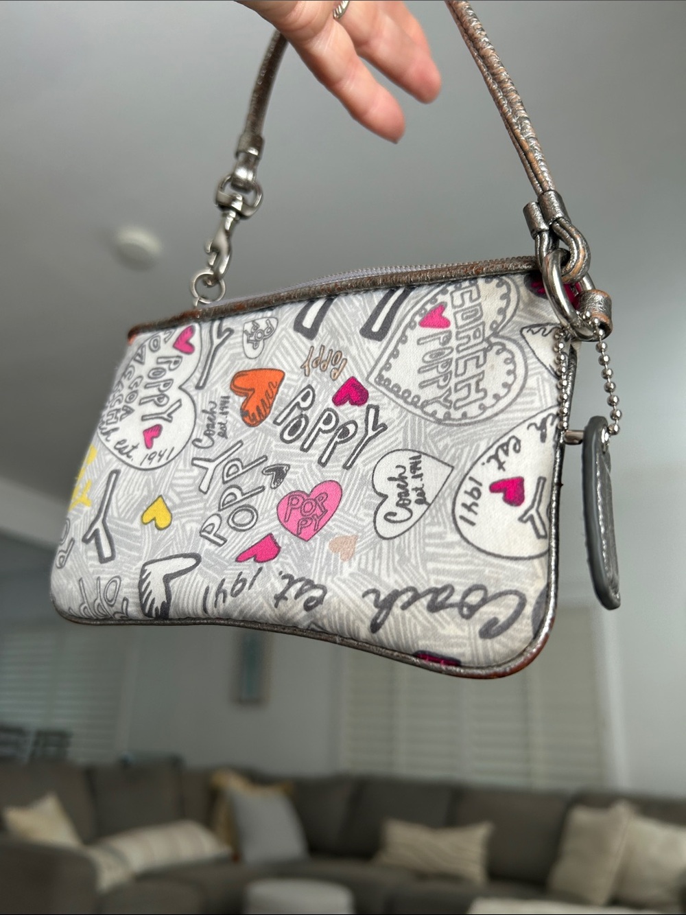 Adorable Poppy Coach Y2K wristlet